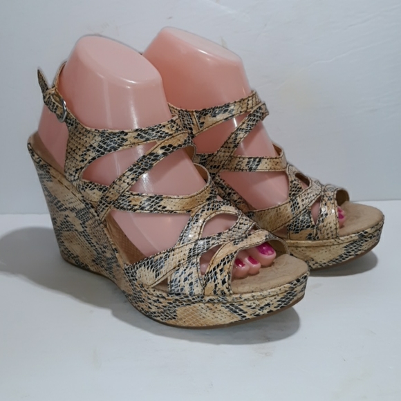 Boc 9 faux snakeskin wedges heels comfort